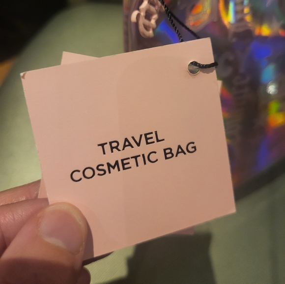 Juicy Couture Travel Cosmetic Bag with travel toiletry bottle - Picture 2 of 8